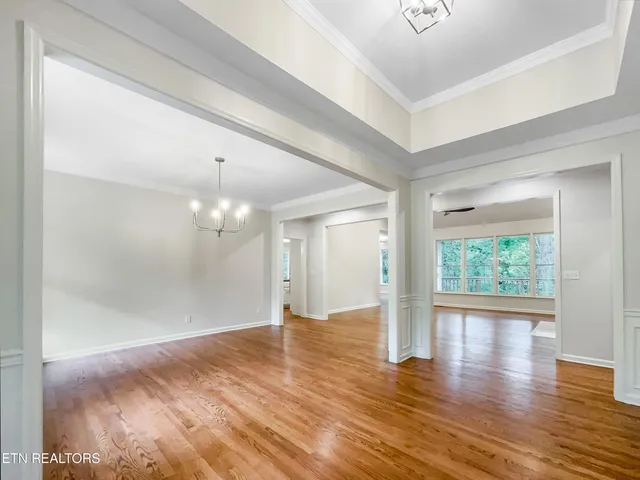 $830,000 | 42 Palisades Parkway, Oak Ridge, TN 37830