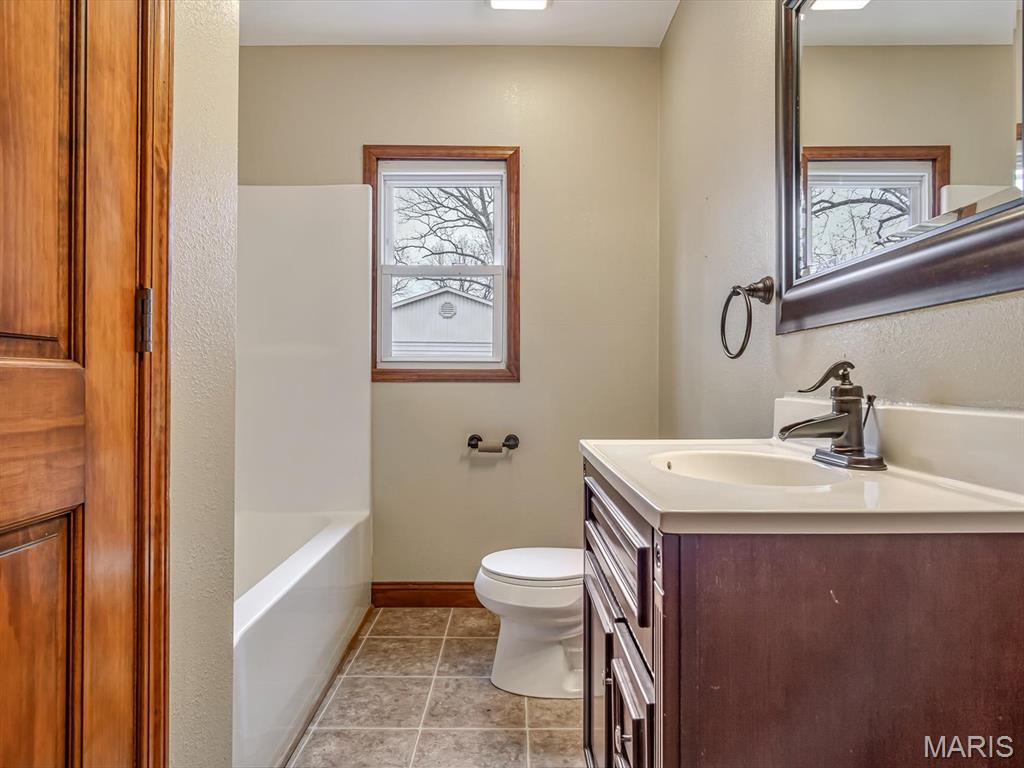 92 South Centennial Road Addieville, IL 62214 - Photo 7 of 27