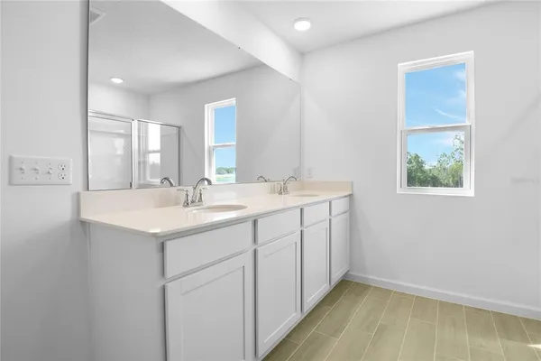 $465,999 | 179 Flag Lilly Lane, Umatilla, FL 32784