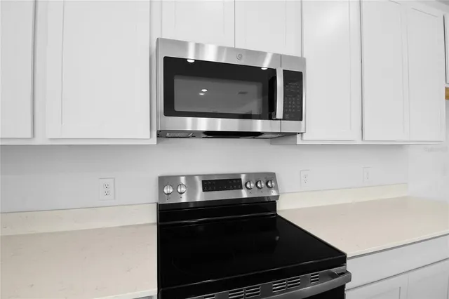 $463,325 | 179 Flag Lilly Lane, Umatilla, FL 32784