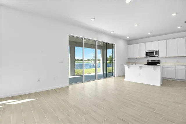 $463,325 | 179 Flag Lilly Lane, Umatilla, FL 32784