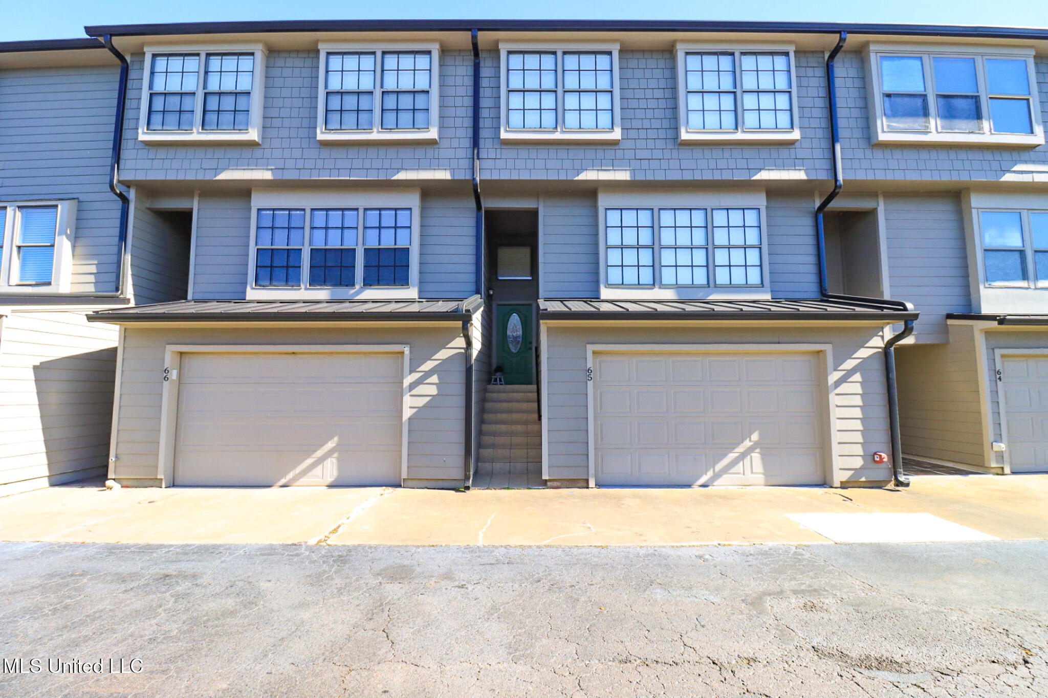 65 Breakers Lane Ridgeland, MS 39157 - Photo 2 of 54 65 Breakers Ln 46