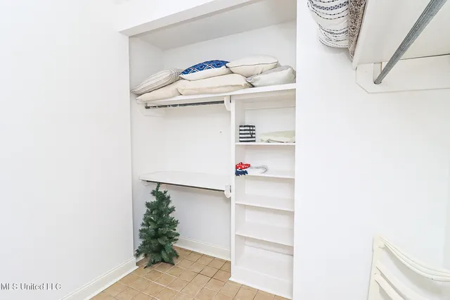 $407,000 | 65 Breakers Lane, Ridgeland, MS 39157