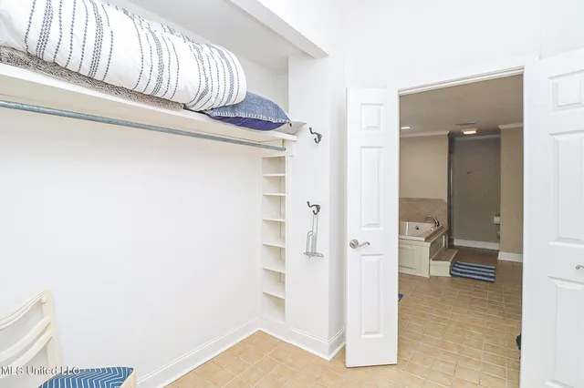 $407,000 | 65 Breakers Lane, Ridgeland, MS 39157