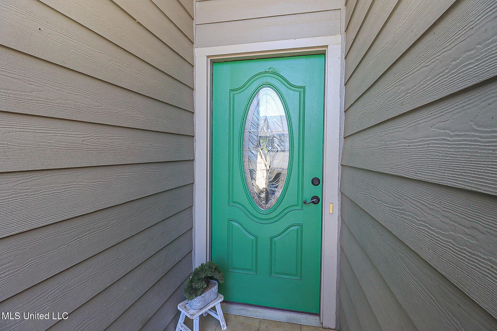 65 Breakers Lane Ridgeland, MS 39157 - Photo 3 of 54 65 Breakers Ln 44