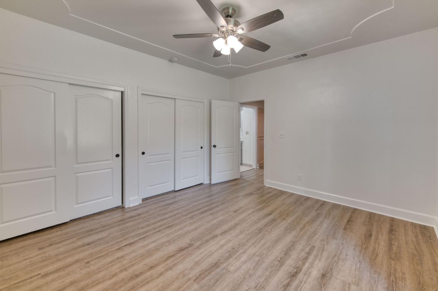 9465 North Madison Ridge Road Fresno, CA 93720 - Photo 16 of 34