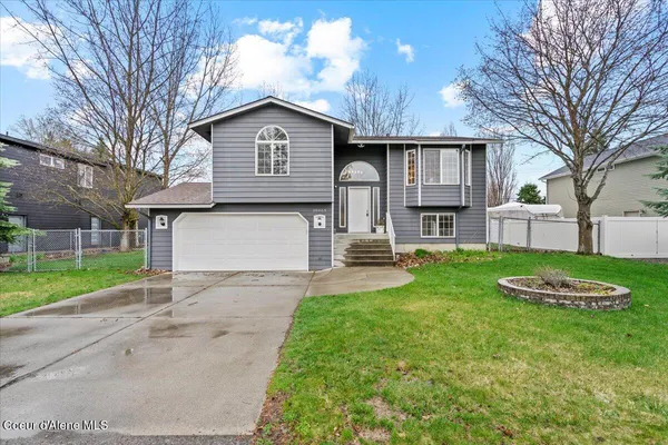 $515,000 | 10665 North Oxford Drive, Hayden, ID 83835