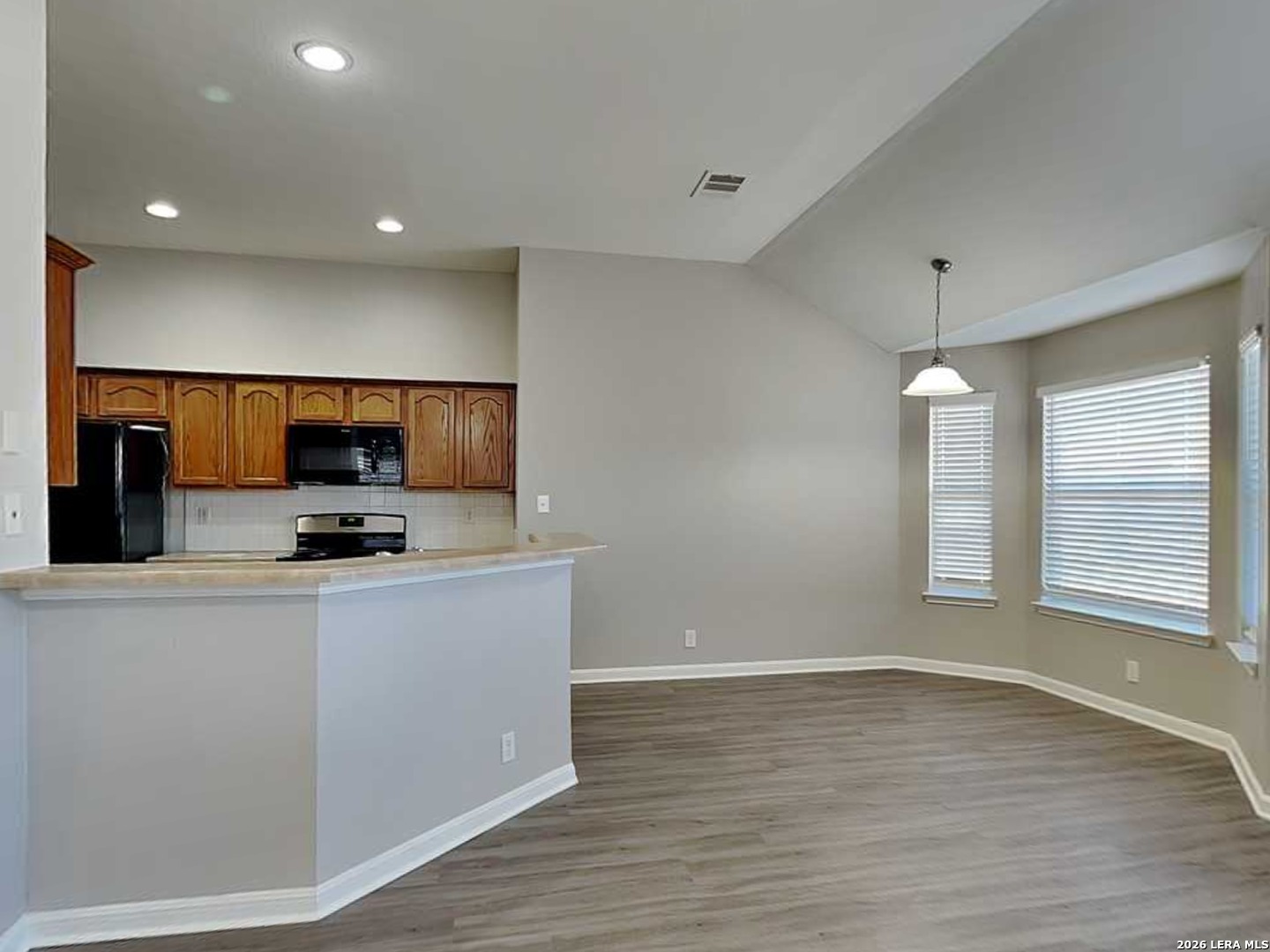 8527 Sea Rim Drive Converse, TX 78109 - Photo 3 of 16