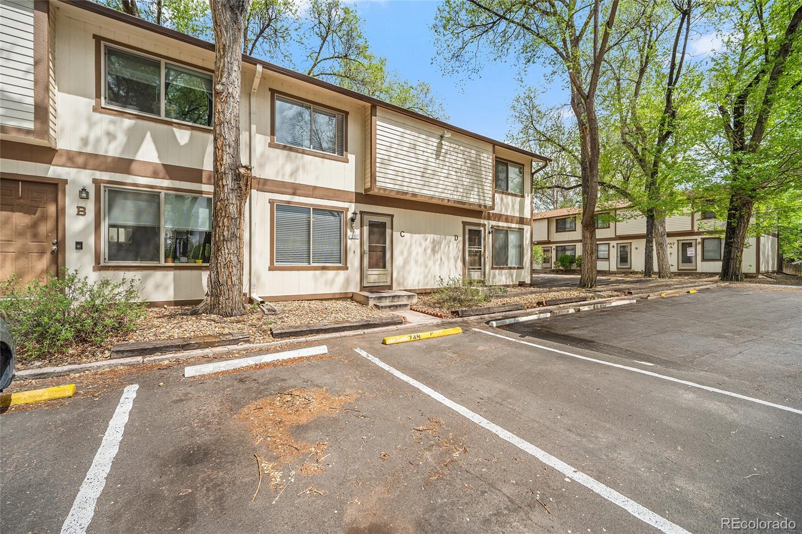 749 Alexander Road, Unit C Colorado Springs, CO 80909 - Photo 2 of 29