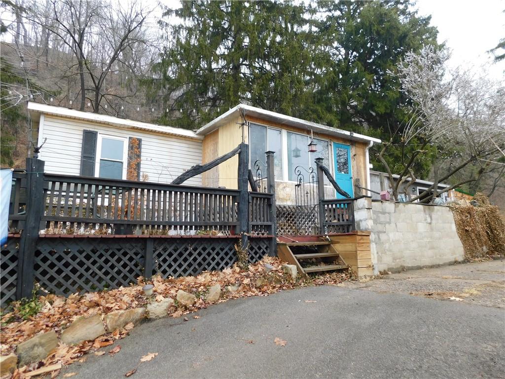 416 Midland Road Midland, PA 15059 - Photo 1 of 37