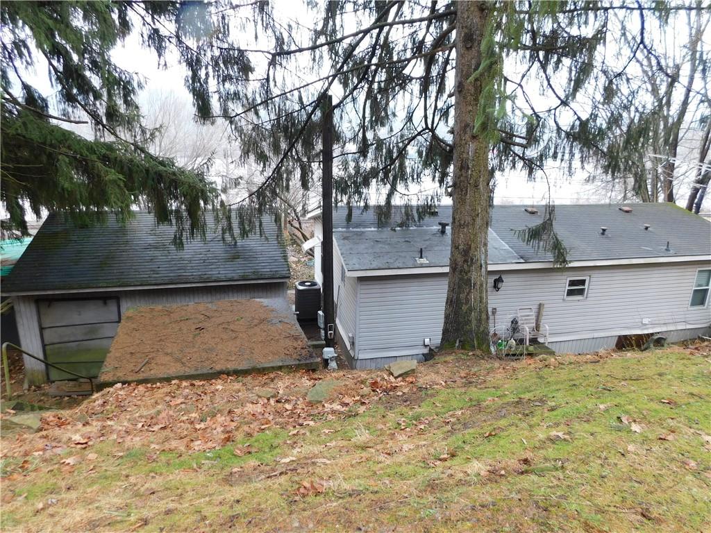 416 Midland Road Midland, PA 15059 - Photo 22 of 37