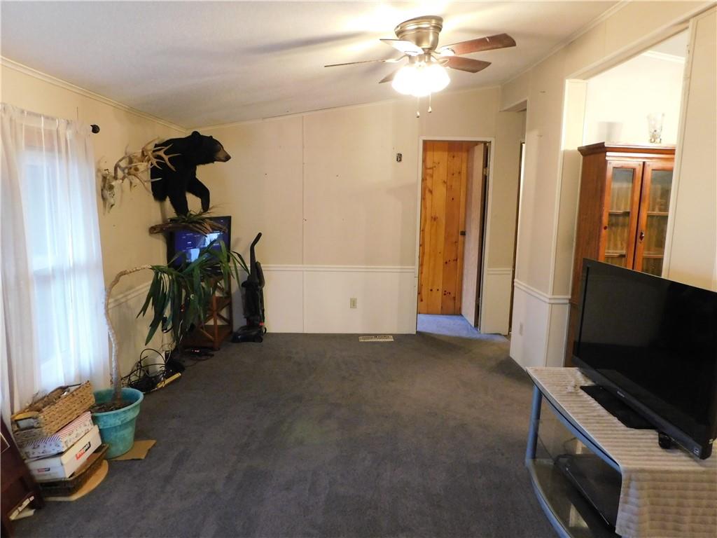 416 Midland Road Midland, PA 15059 - Photo 6 of 37