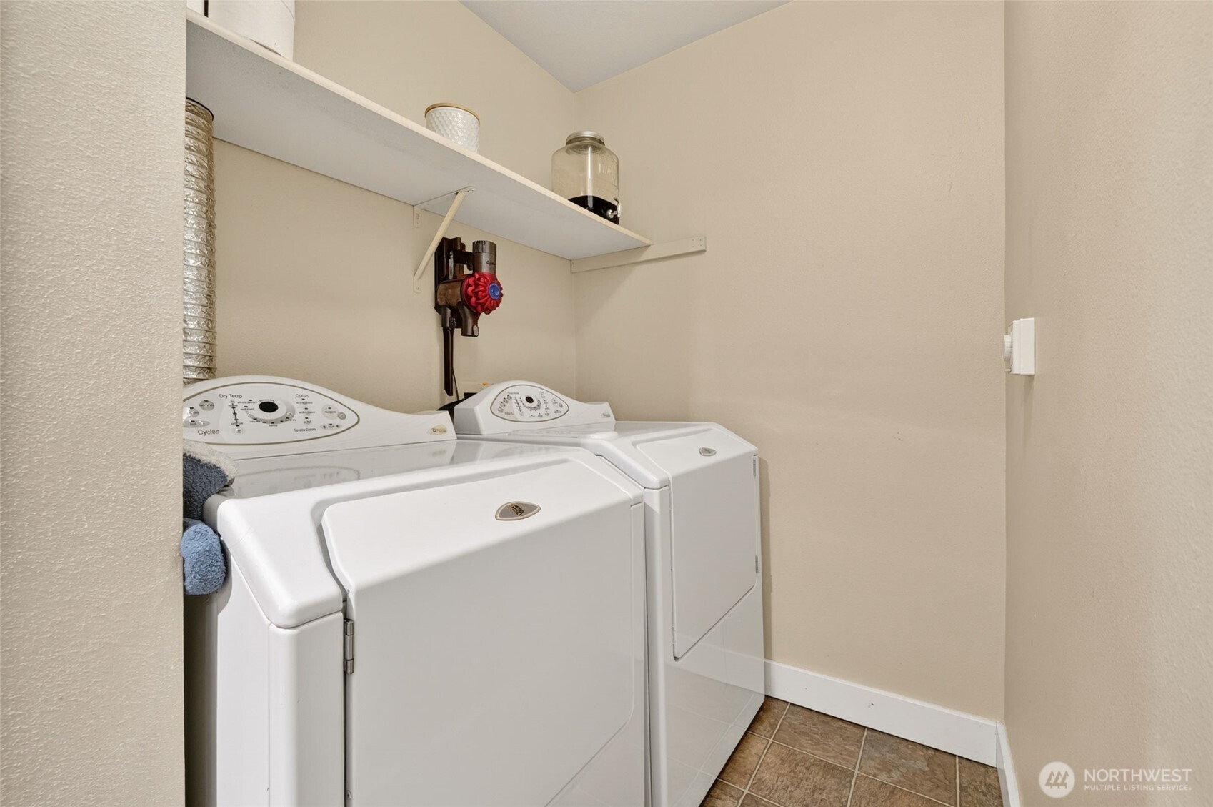 16409 Currie Road Southeast, Unit 309 Monroe, WA 98272 - Photo 16 of 21 Gallery Image 16