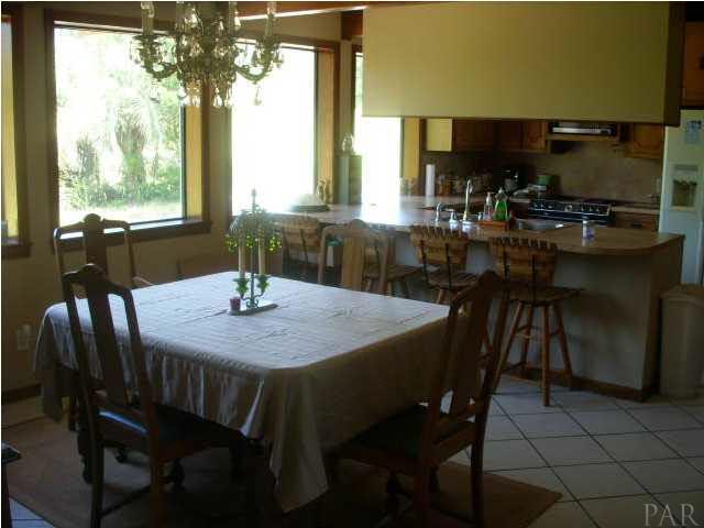 740 Freedom Road Century, FL 32535 - Photo 17 of 19 DINING AREA