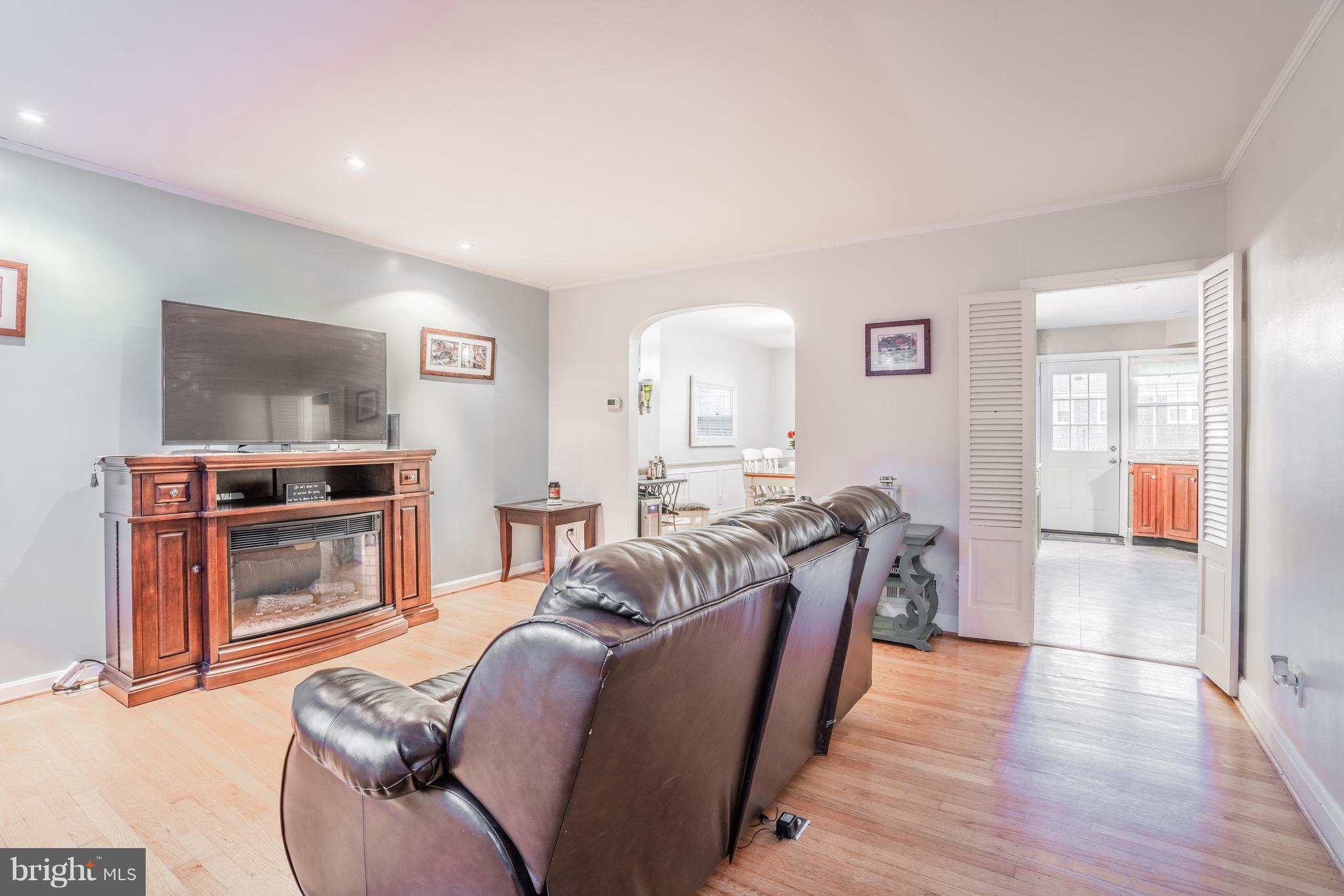 180 Brandon Road Baltimore, MD 21212 - Photo 5 of 39