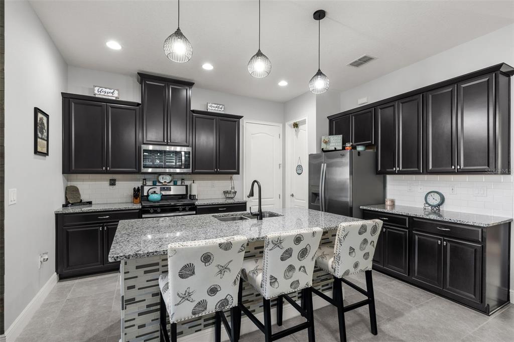 2437 Yellow Brick Road St. Cloud, FL 34772 - Photo 8 of 45