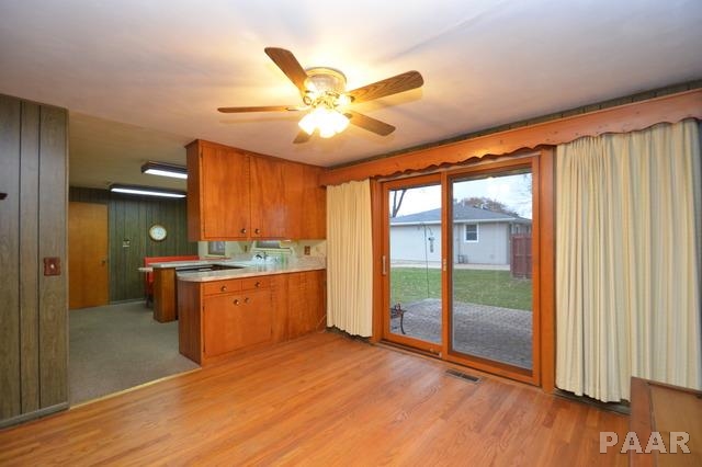 104 Oakdale Road Washington, IL 61571 - Photo 5 of 18 Gallery Image 5
