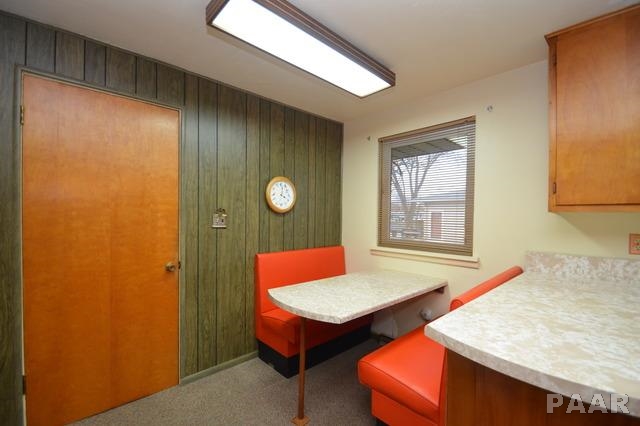 104 Oakdale Road Washington, IL 61571 - Photo 8 of 18 Gallery Image 8