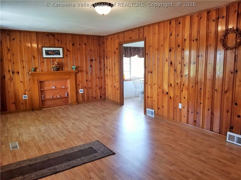 11301 Huntington Road Gallipolis Ferry, WV 25515 - Photo 3 of 25 Cozy Living Room with NEW Floors