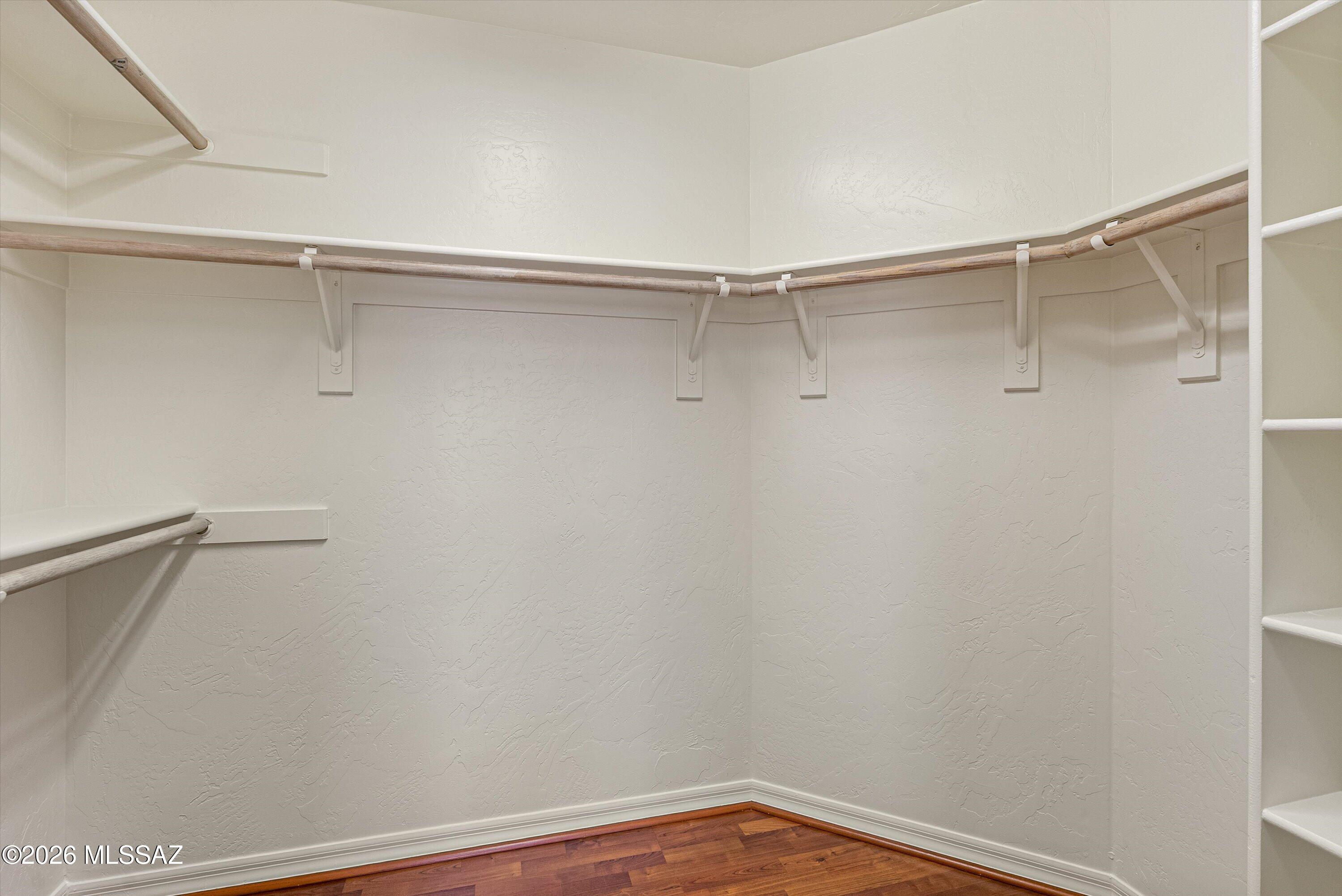 6340 North Valley View Road Tucson, AZ 85718 - Photo 27 of 44 Primary Closet