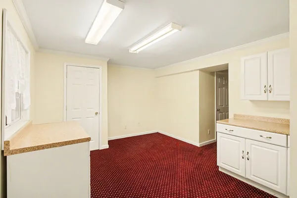 $399,900 | 306 Pineknoll Court, Brighton, MI 48116