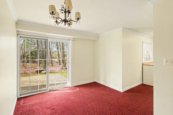 $399,900 | 306 Pineknoll Court, Brighton, MI 48116