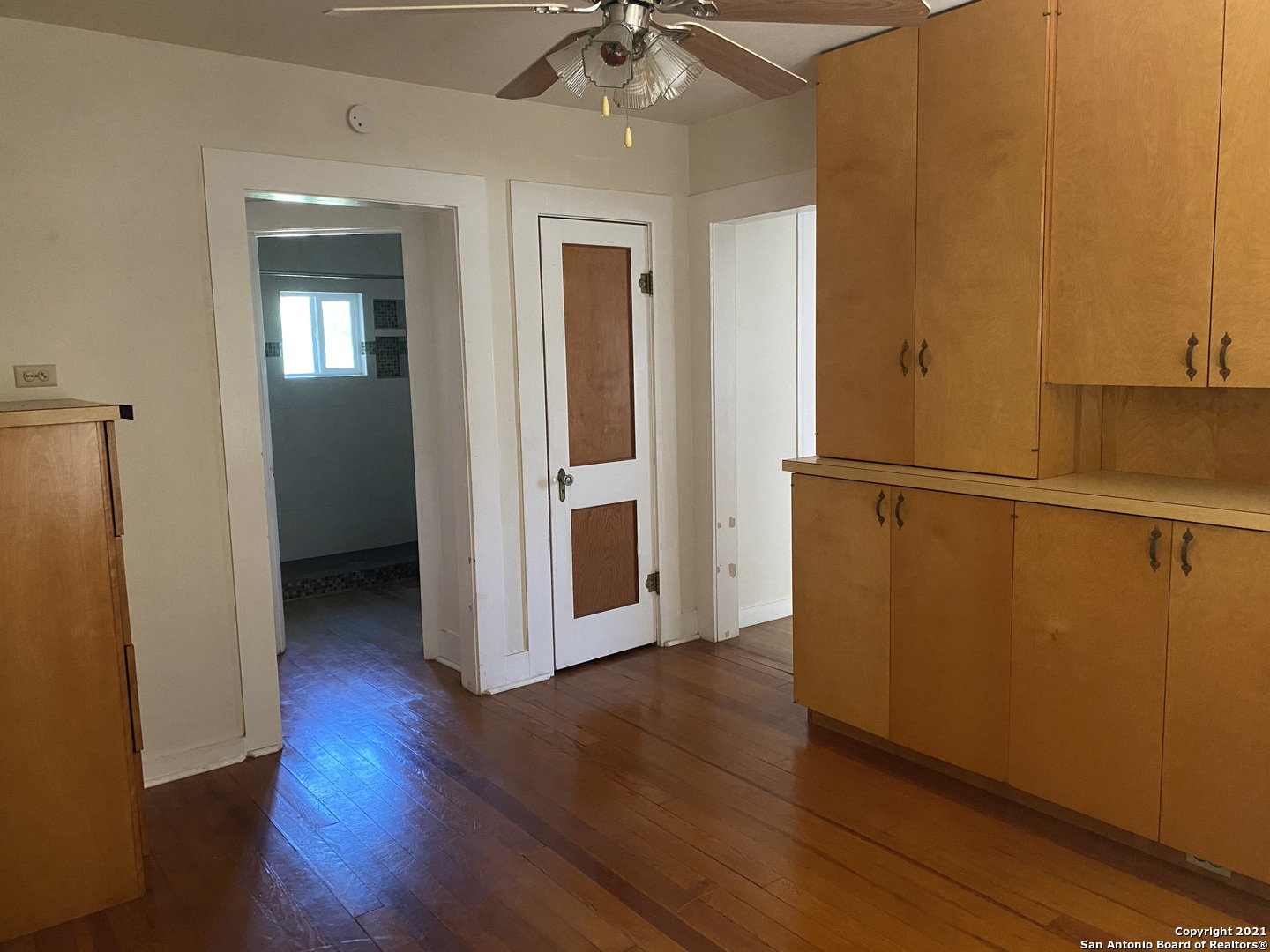 933 Beck Street Schertz, TX 78154 - Photo 8 of 22