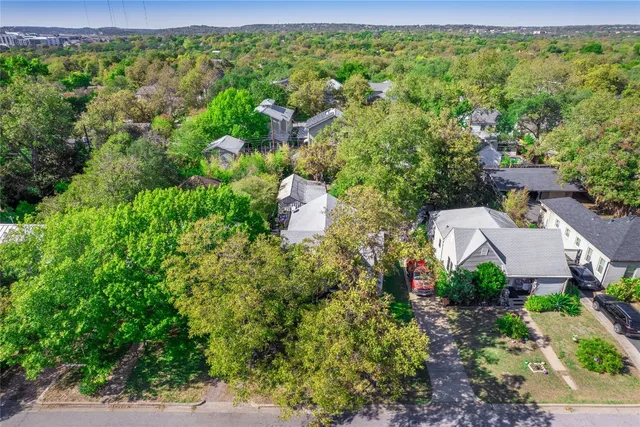 $599,999 | 4710 Ramsey Avenue, Austin, TX 78756