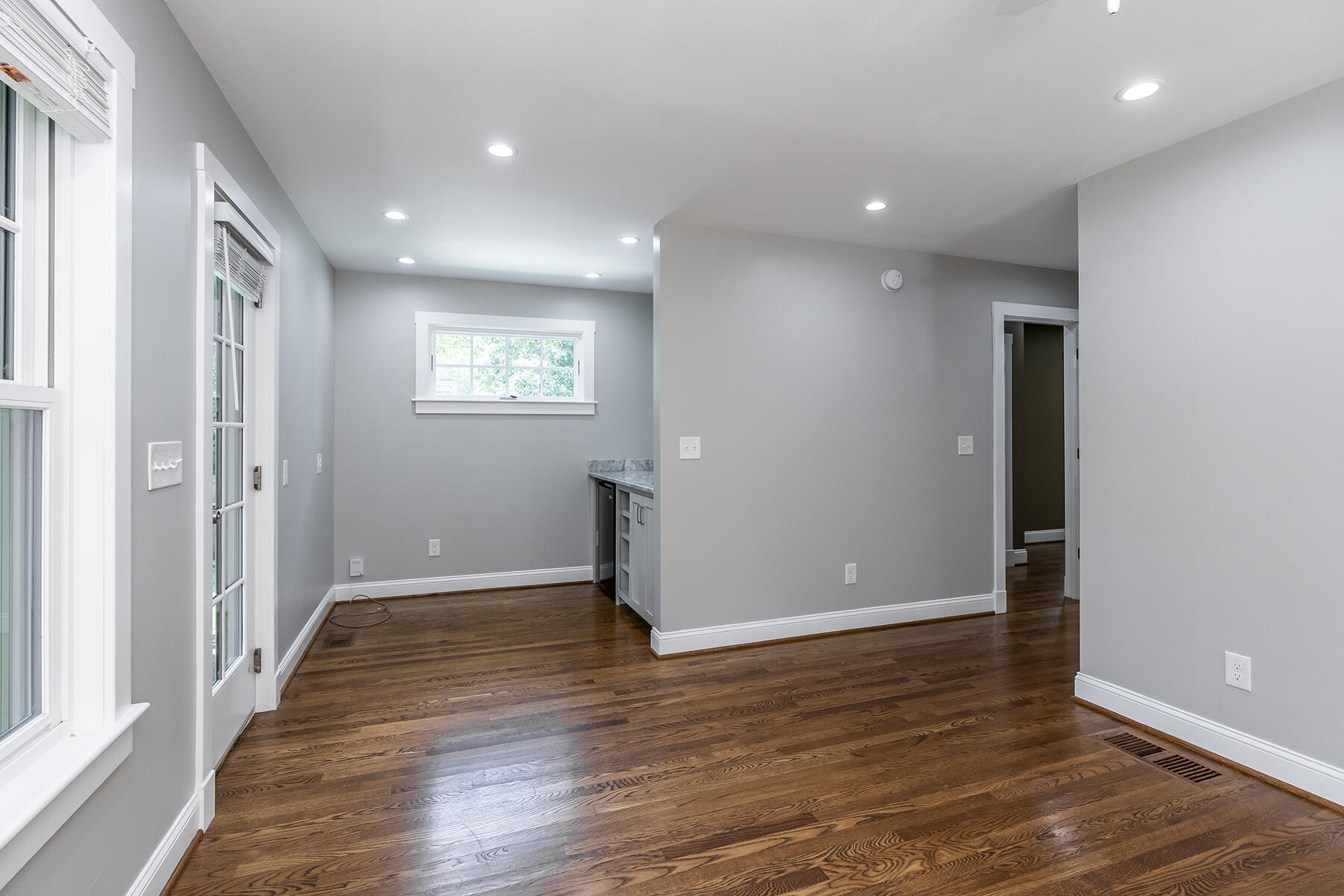 244 McDowell Road Lexington, KY 40502 - Photo 25 of 43 244mcdowell24