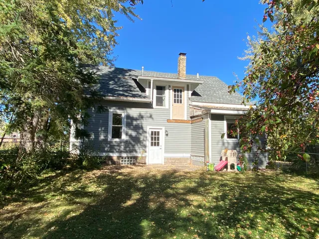 $209,900 | 204 3rd Street Southeast, Hinckley, MN 55037