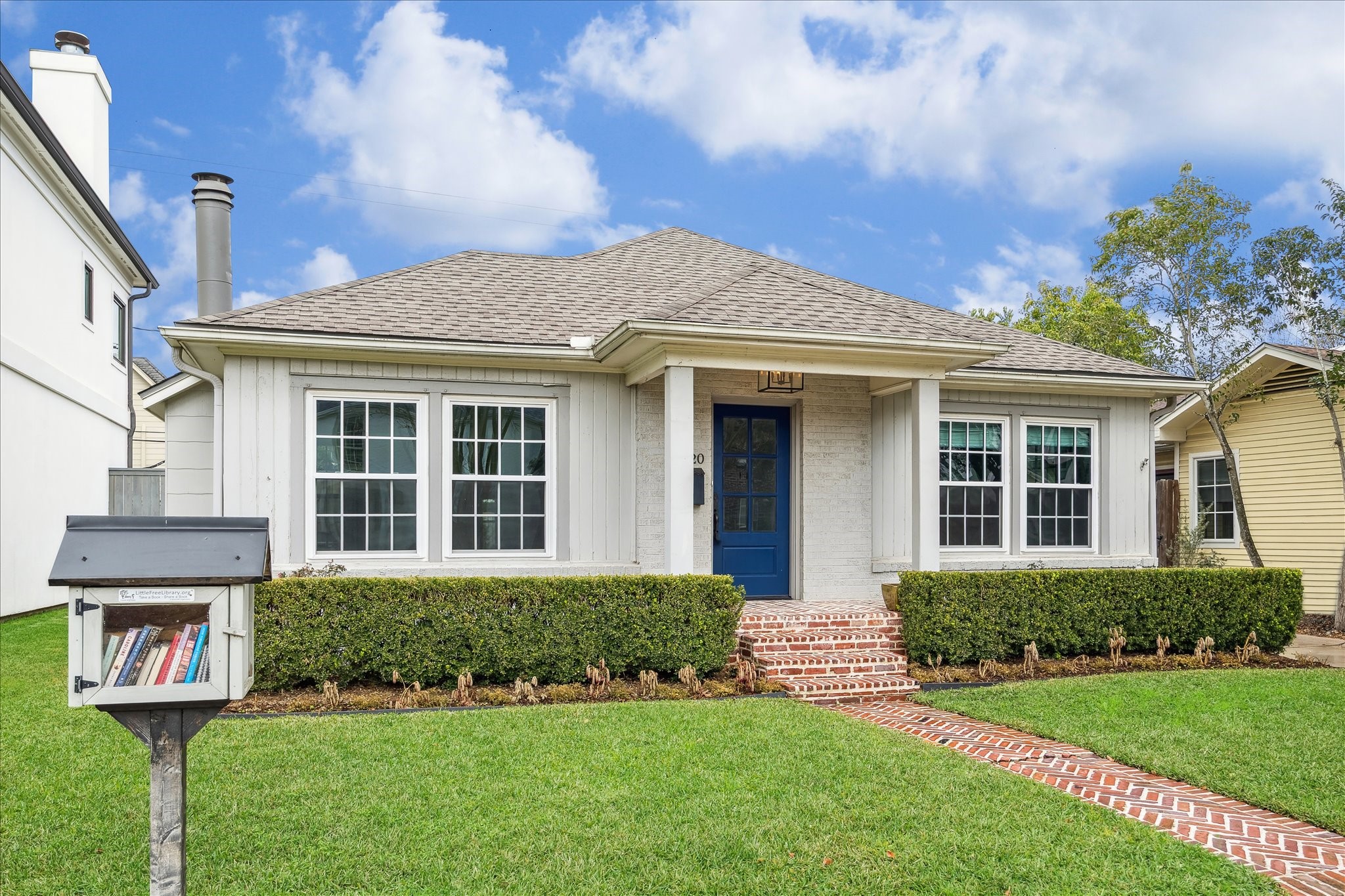 Welcome to 2820 Rice.  A picture perfect, 3 bedroom, fully updated, move in ready cottage in the heart of West University.