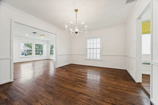 $5,500 | 2820 Rice Boulevard, West University Place, TX 77005