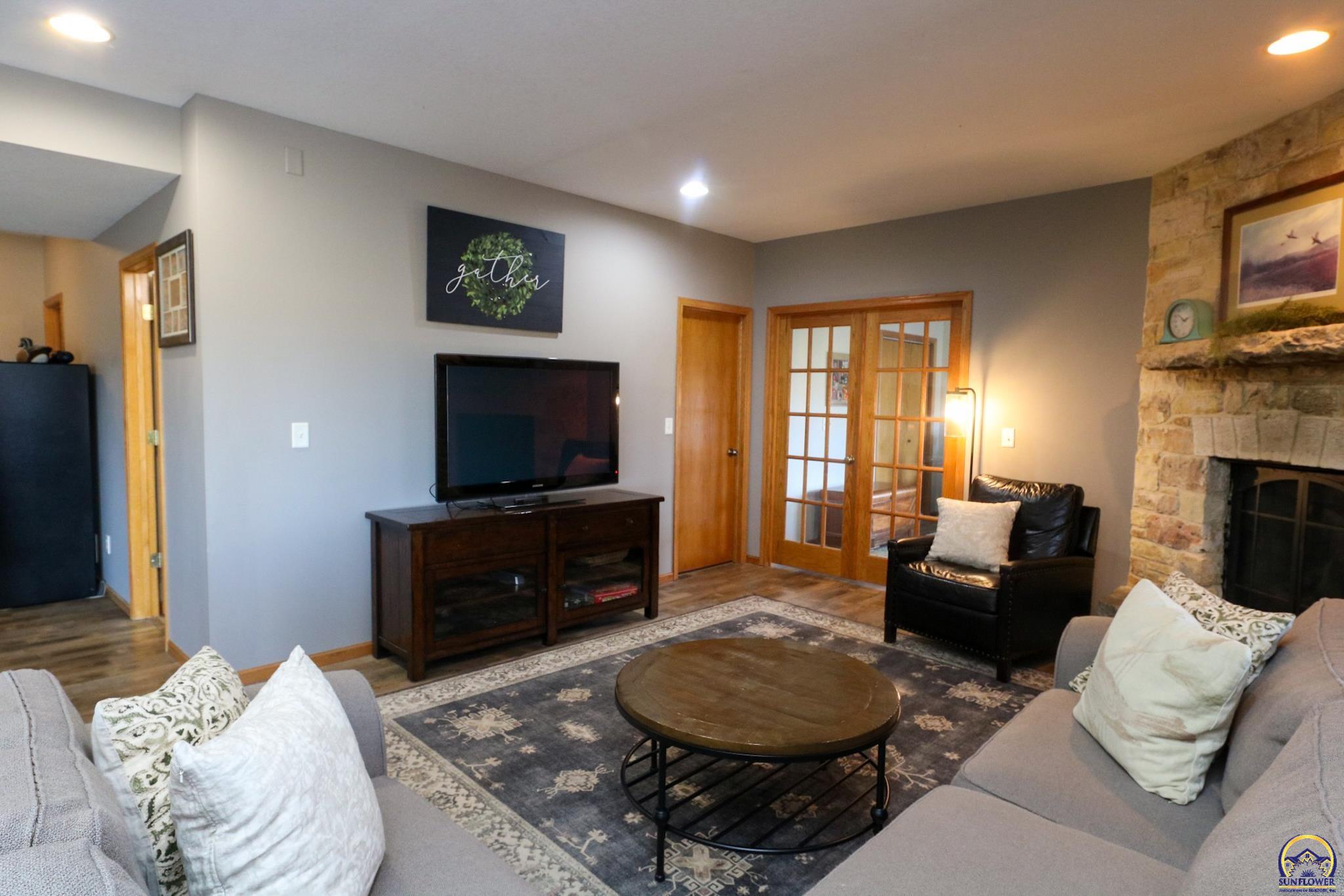 2334 Rd P Emporia, KS 66801 - Photo 46 of 93 Family Room