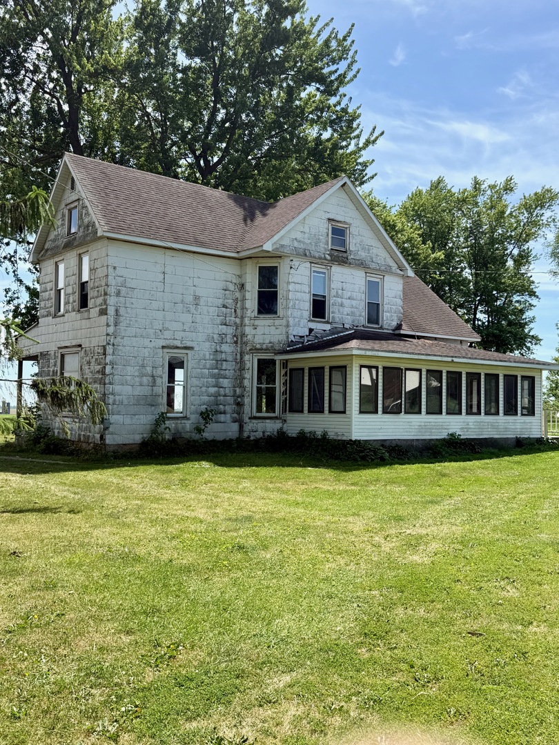 1694 North Maryland Road Polo, IL 61064 - Photo 1 of 15