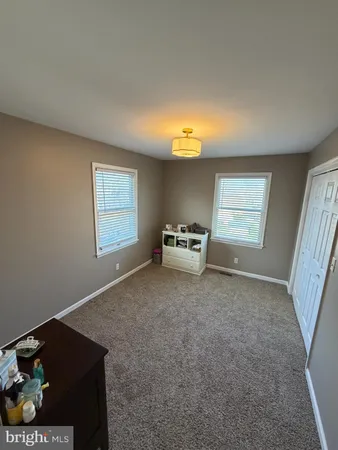 $2,050 | 281 Tall Oak Drive, Charles Town, WV 25414