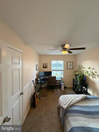 $2,050 | 281 Tall Oak Drive, Charles Town, WV 25414