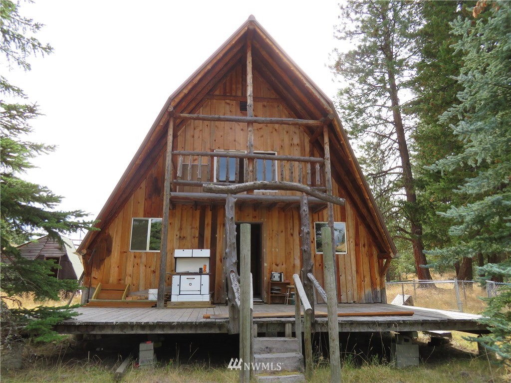 67 Sugar Loaf Road Curlew, WA 99118 - Photo 1 of 31 Gallery Image 1