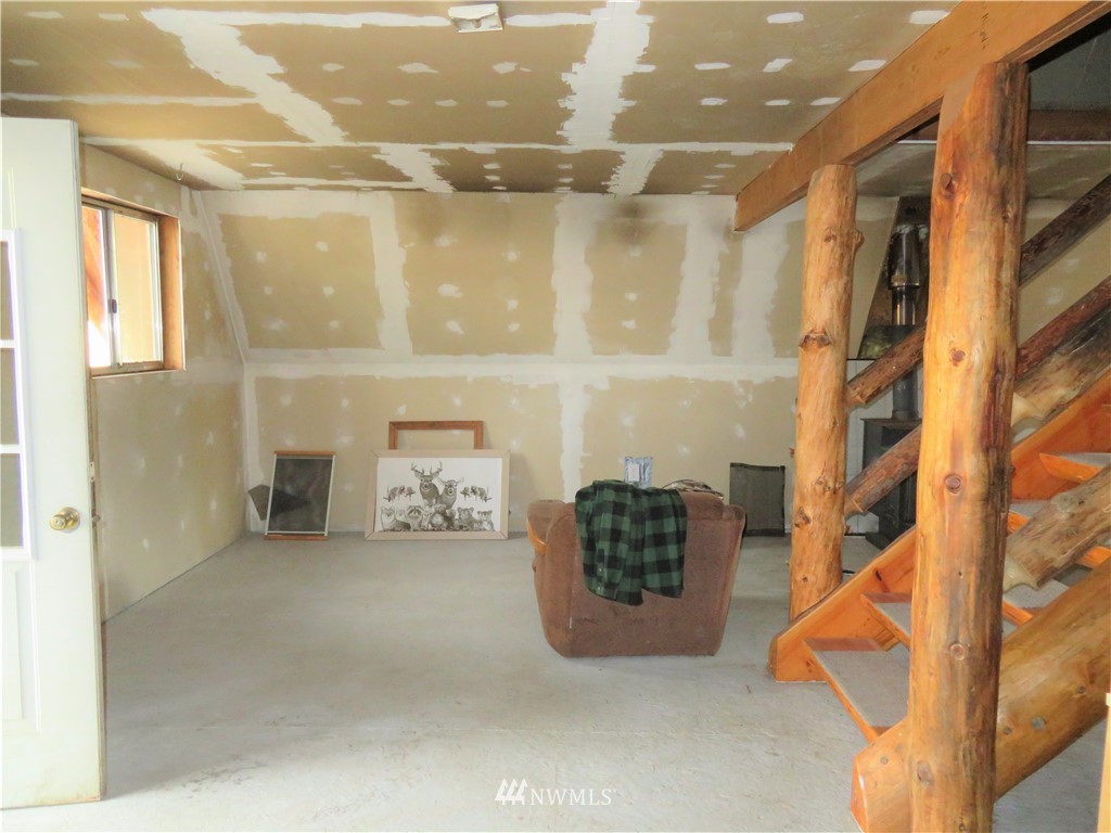67 Sugar Loaf Road Curlew, WA 99118 - Photo 3 of 31 Gallery Image 3