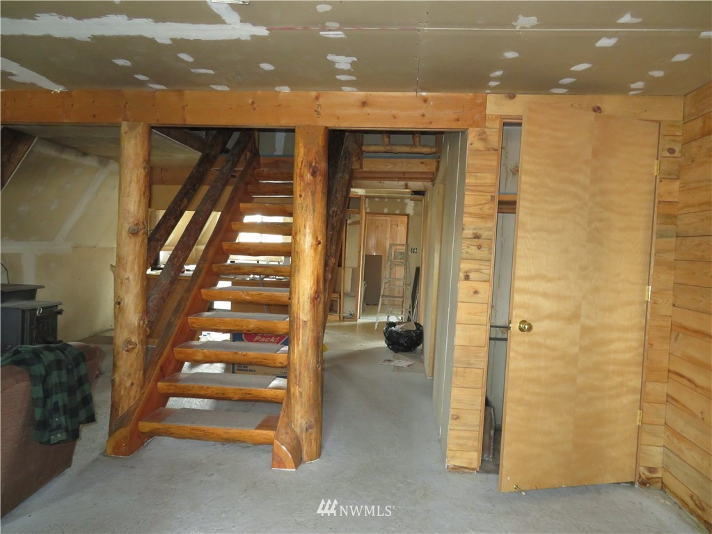67 Sugar Loaf Road Curlew, WA 99118 - Photo 4 of 31 Gallery Image 4