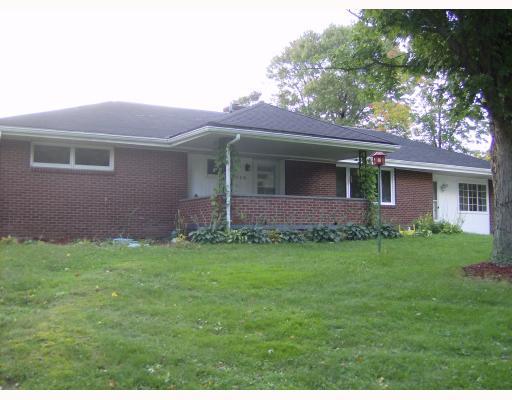 610 Moon Clinton Road Coraopolis, PA 15108 - Photo 1 of 9 Exterior Front. All Brick Ranch!