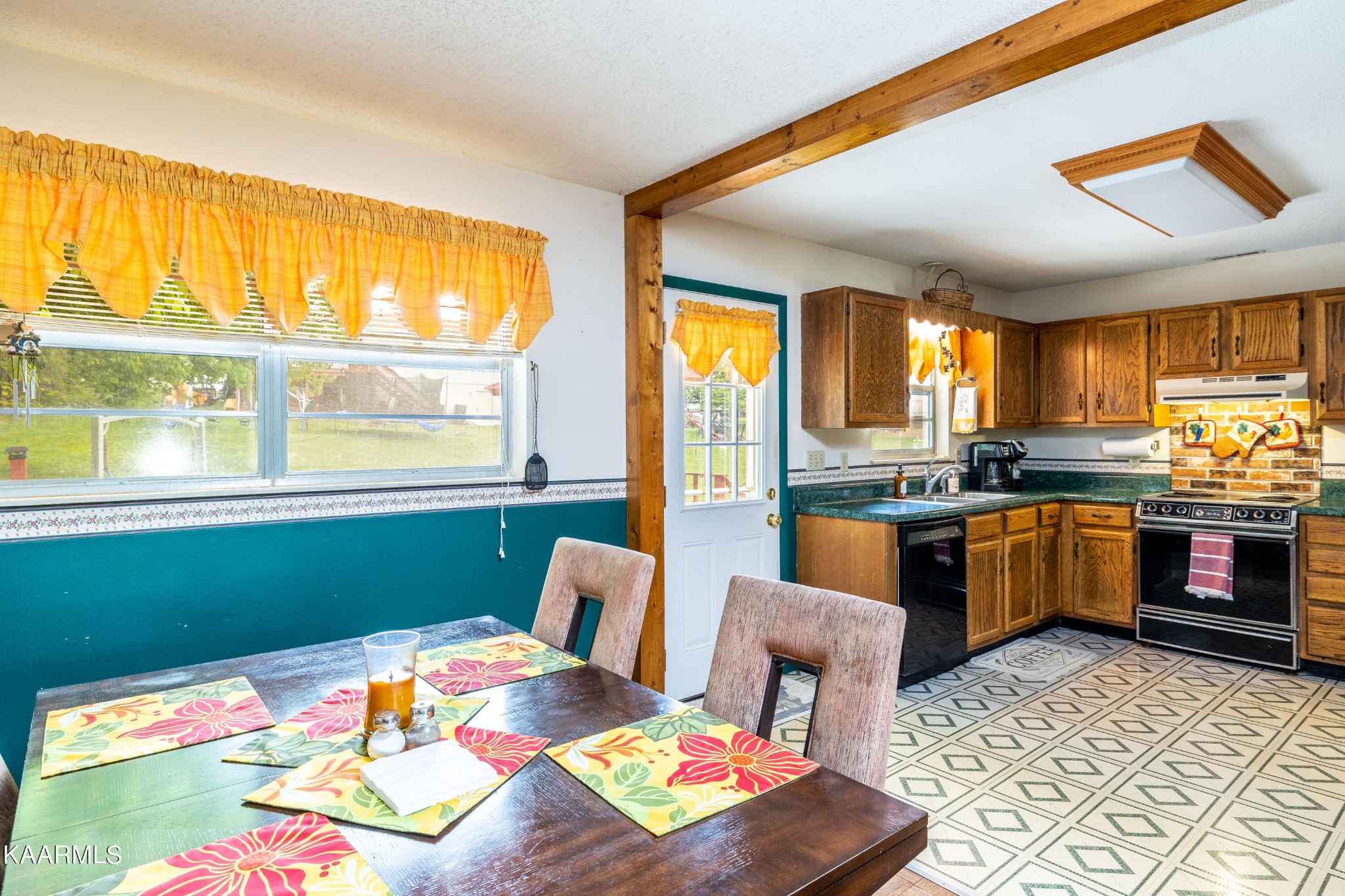 3005 Rambling Road Maryville, TN 37801 - Photo 11 of 26 Gallery Image 11