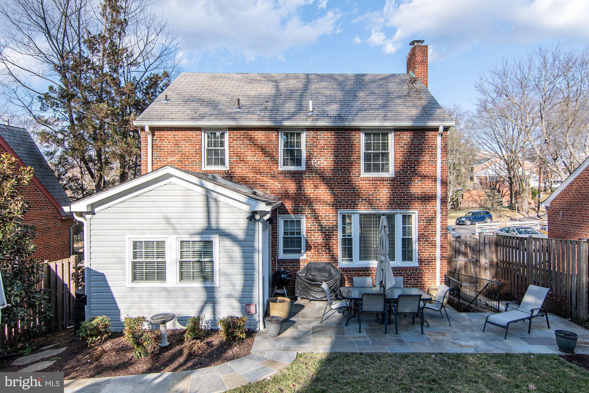 1334 Leegate Road Northwest Washington, DC 20012 - Photo 34 of 48 Esterior Rear