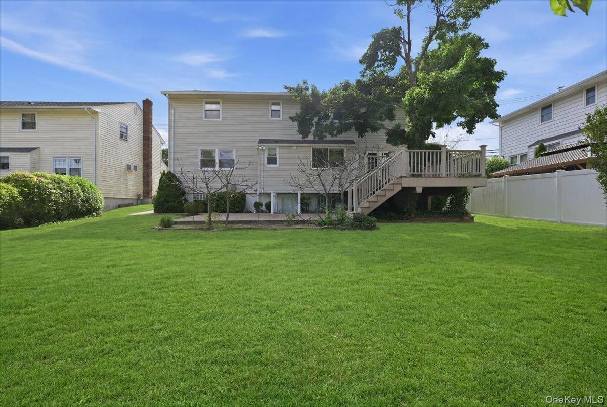 1395 Meadowbrook Road Merrick, NY 11566 - Photo 44 of 44
