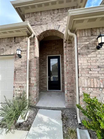 $2,350 | 130 Starfall Drive, Princeton, TX 75407