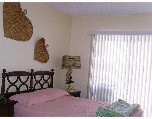 1080 Exeter, Unit 1080 Boca Raton, FL 33434 - Photo 3 of 5 Additional Photo