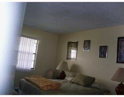 1080 Exeter, Unit 1080 Boca Raton, FL 33434 - Photo 4 of 5 Additional Photo