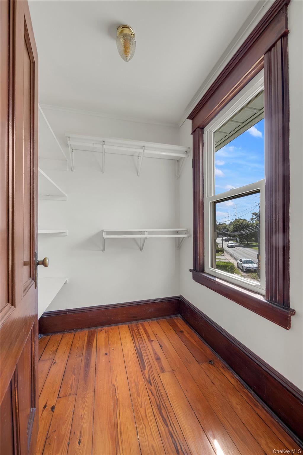 182 Berry Hill Road Syosset, NY 11791 - Photo 17 of 24