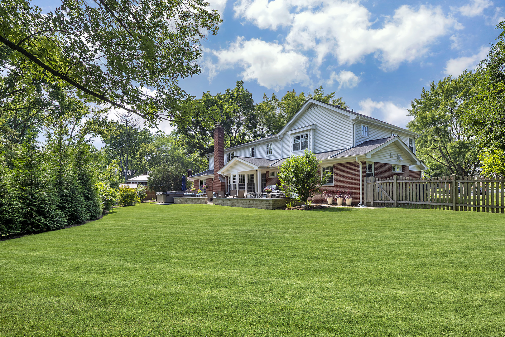 2445 Cherry Lane Northbrook, IL 60062 - Photo 24 of 30