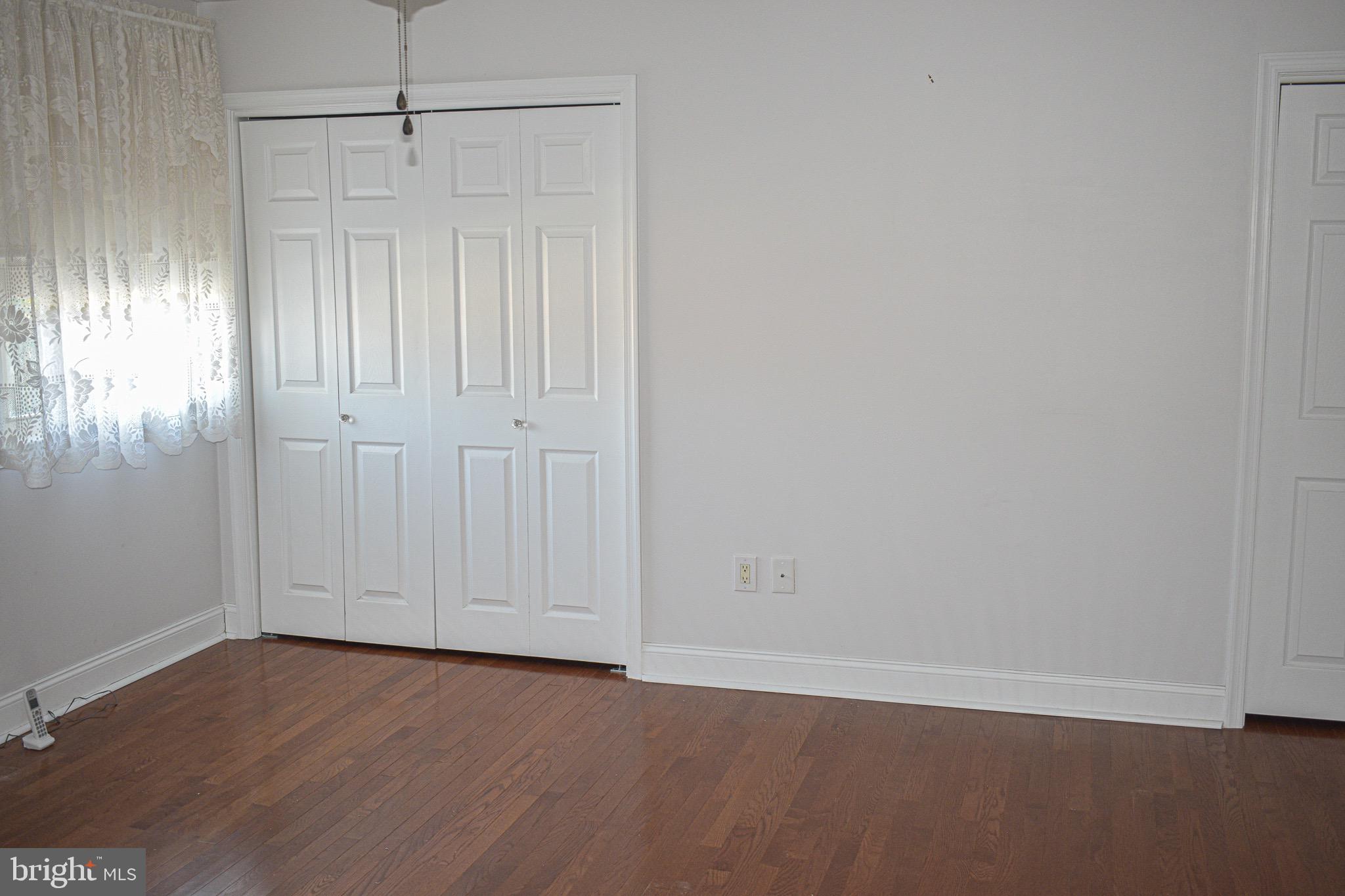 11831 Brandon Road Philadelphia, PA 19154 - Photo 13 of 22 Gallery Image 13