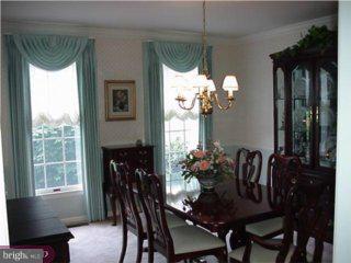 264 Spring Run Lane Downingtown, PA 19335 - Photo 3 of 6 Gallery Image 3